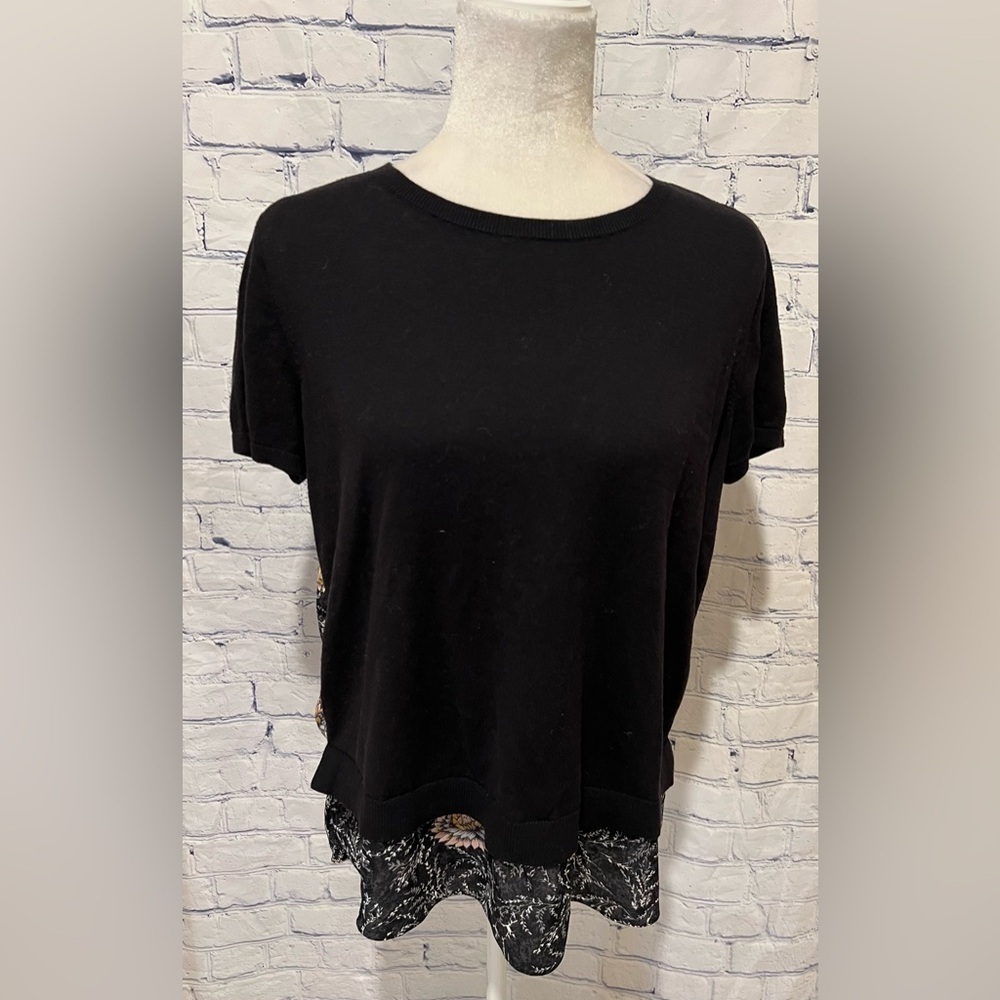 Ann Taylor Loft Black And Floral Top Blouse Size Medium